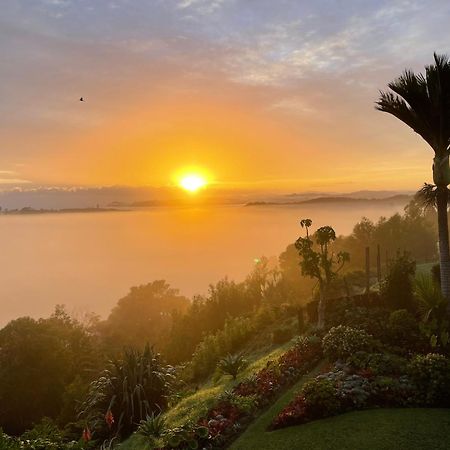 Baywaterviews Bed & Breakfast Haruru Exterior photo
