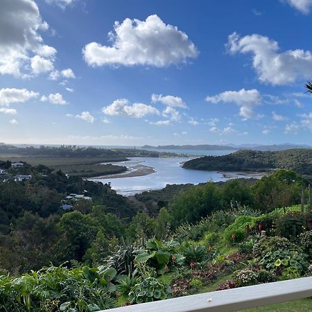 Baywaterviews Bed & Breakfast Haruru Exterior photo