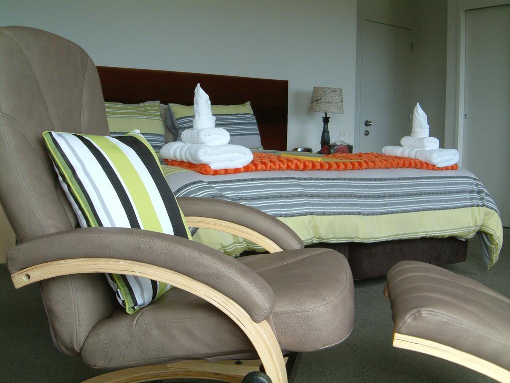 Baywaterviews Bed & Breakfast Haruru Exterior photo