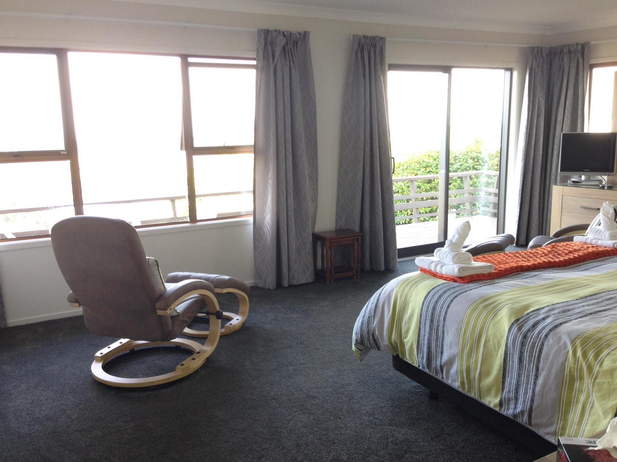 Baywaterviews Bed & Breakfast Haruru Exterior photo